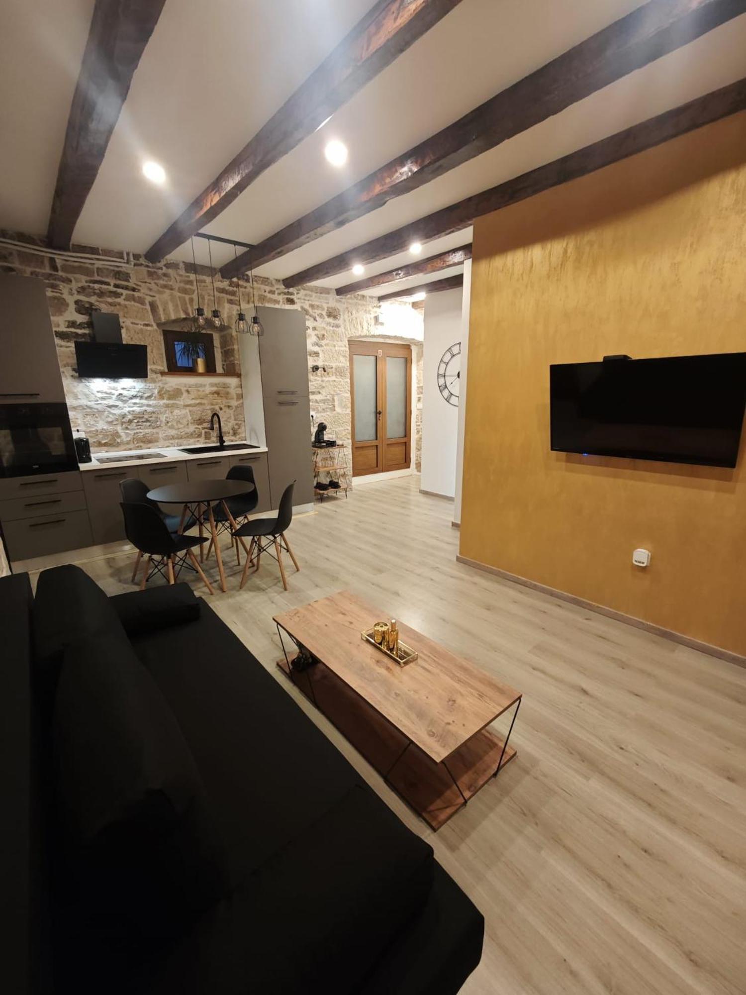 Antique Gold Apartament Rajki